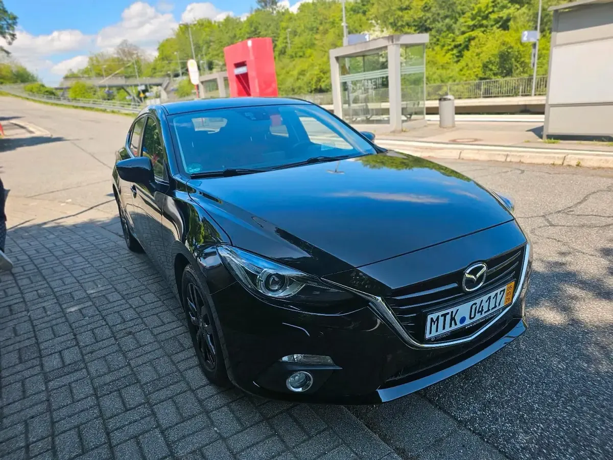 Gebraucht Mazda 3 150 PS (110 kW) 2016 Schwarz Kleinwagen