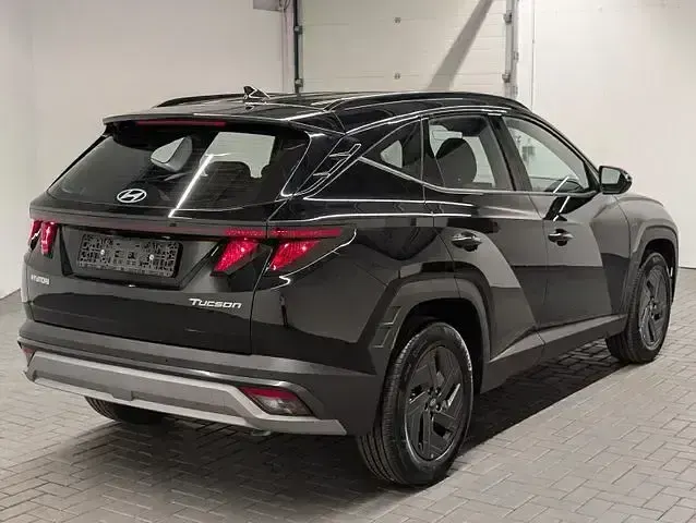 Neu Hyundai Tucson Trend 150 PS (110 kW) 2026 Grau SUV