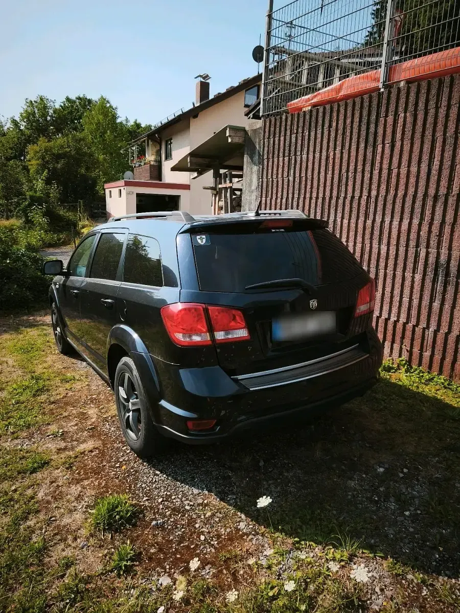Gebraucht Fiat Freemont 140 PS (102 kW) 2012 Blau SUV