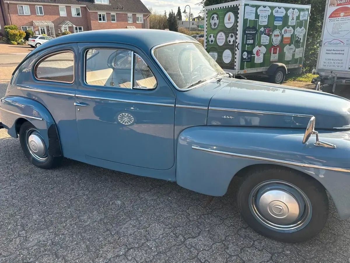 Używany Volvo PV544 68 KM (50 kW) 1962 Niebieski Sedan/Limuzyna