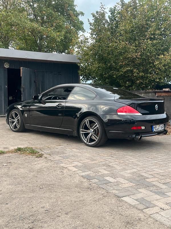Schwarz Gebraucht 2004 BMW 645 Coupé | 8.000 € - Bild 1/4