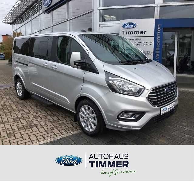 Gebraucht Ford Tourneo Titanium 170 PS (125 kW) 2023 Moondust silver Van / Kleinbus