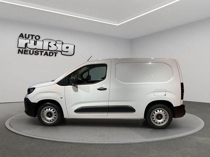 Neu Opel Combo 131 PS (96 kW) 2026 Kaolin weiss Van / Kleinbus