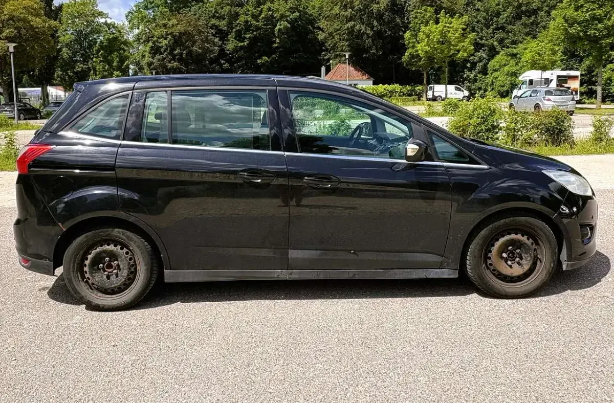 Gebraucht Ford Grand C-Max Titanium 150 PS (110 kW) 2012 Schwarz Van / Kleinbus