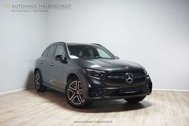 Grafitgrau metallic (metallic) Gebraucht 2023 Mercedes GLC300 Premium SUV | 56.490 € - Bild 1/3