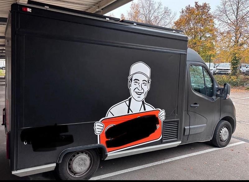 Second-hand Renault Master 101 CP (74 kW) 2014 Negru