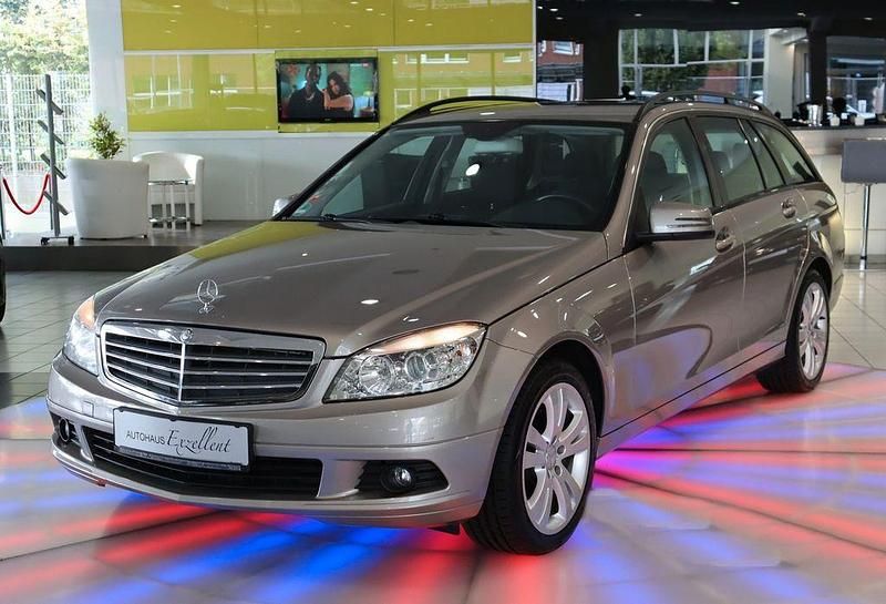 Cubanitsilber metallic Gebraucht 2008 Mercedes C200 Kombi | 4.950 € (Fairer Preis) - Bild 1/4