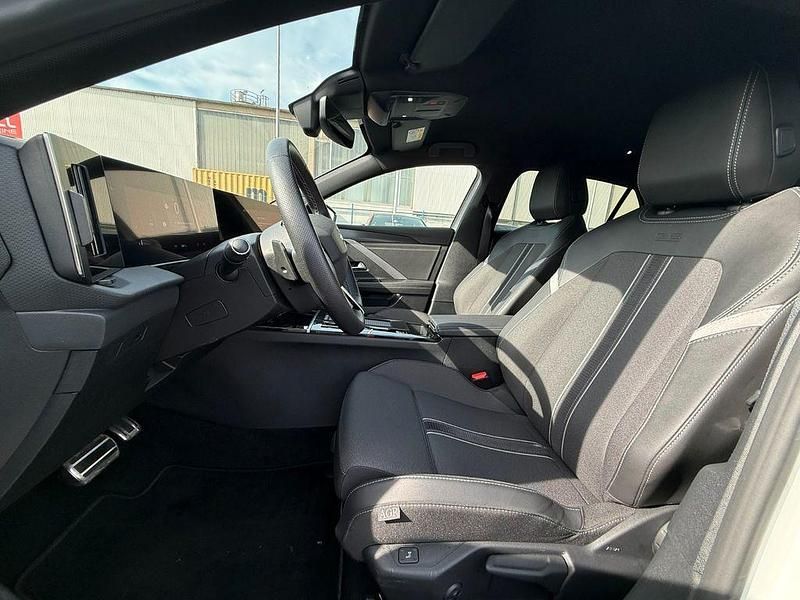 Gebraucht Opel Astra 131 PS (96 kW) 2024 Weiß Limousine