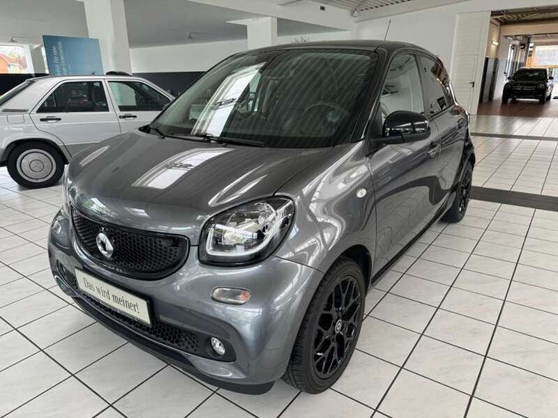 Karosserie in graphite grey (m Gebraucht 2018 Smart ForFour Limousine | 17.900 € (Teuer) - Bild 1/4