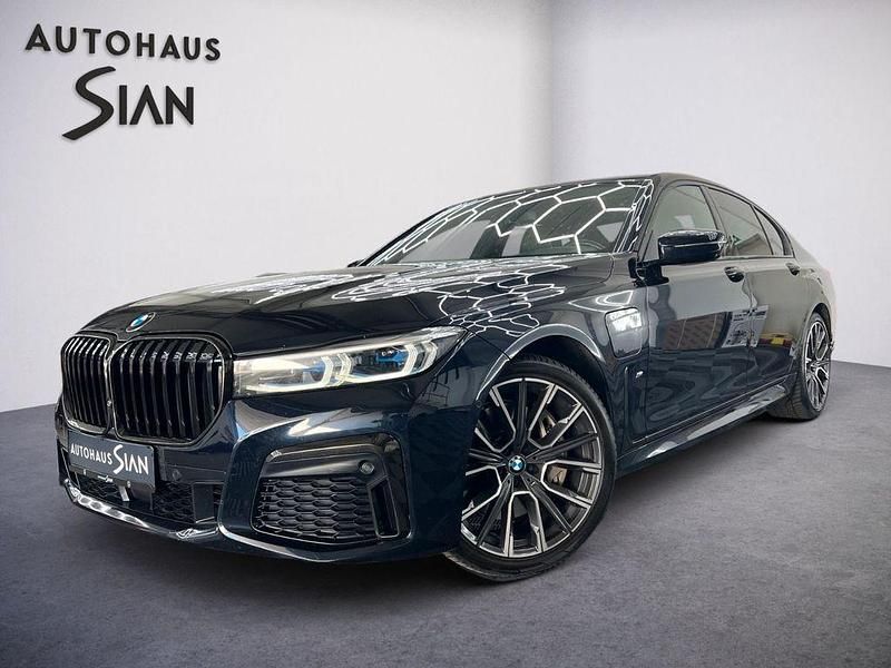 Schwarz Gebraucht 2020 BMW 745e M Sport Limousine | 56.900 € - Bild 1/4