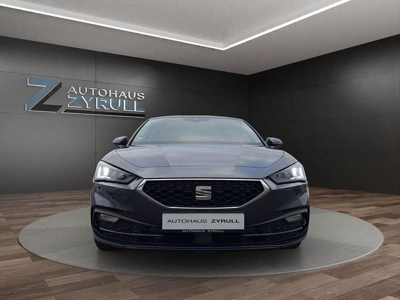 Gebraucht Seat Leon 150 PS (110 kW) 2025 Grau Limousine