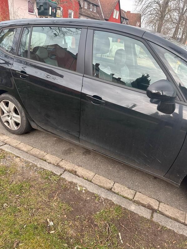 Gebraucht 2018 Opel Zafira Van / Kleinbus | 14.000 € (Fairer Preis) - Bild 1/4