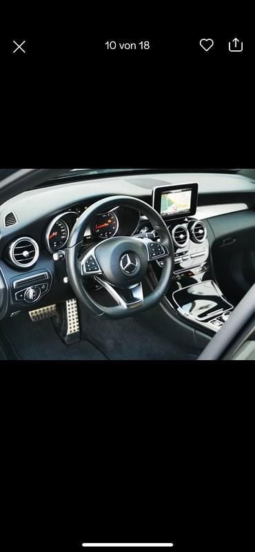 Blau Gebraucht 2018 Mercedes 250 AMG Kombi | 24.900 € (Guter Preis) - Bild 1/4