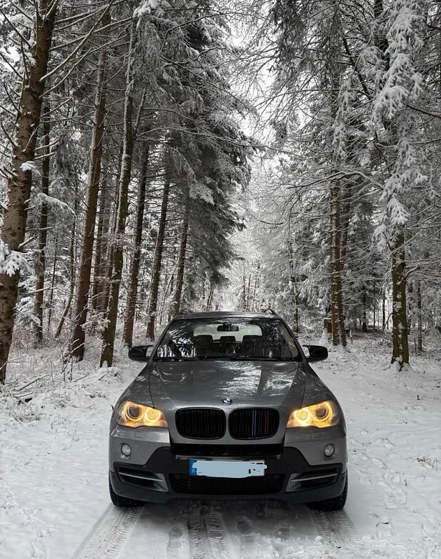 Grau Gebraucht 2007 BMW X5 SUV | 7.999 € (Fairer Preis) - Bild 1/4
