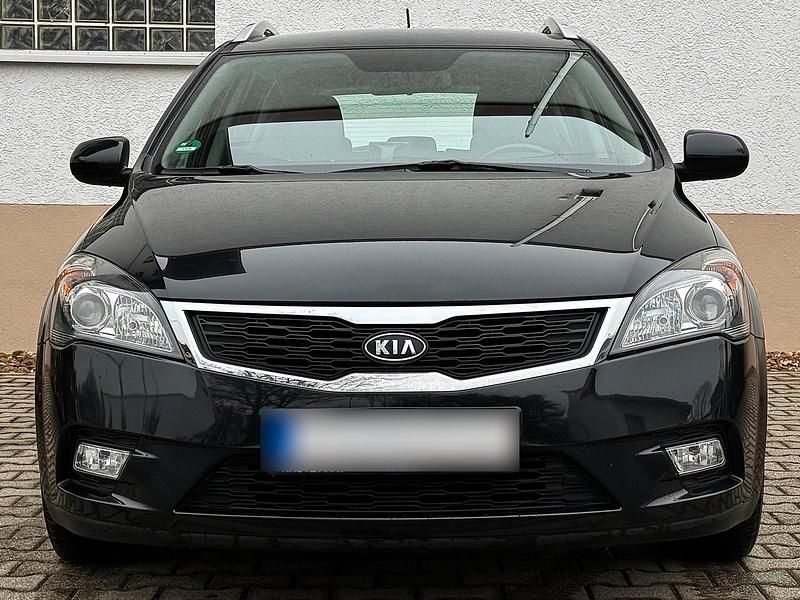 Gebraucht Kia Ceed 90 PS (66 kW) 2010 Grau Kleinwagen