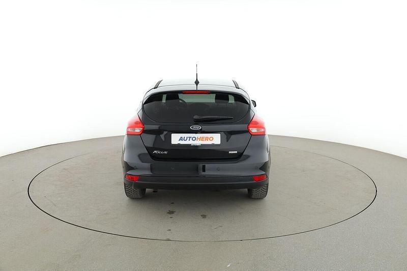 Gebraucht Ford Focus Business Edition 125 PS (91 kW) 2017 Schwarz Limousine