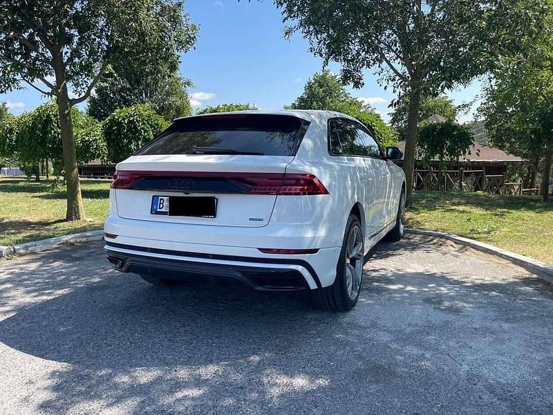 Second-hand Audi Q8 340 CP (250 kW) 2021 SUV