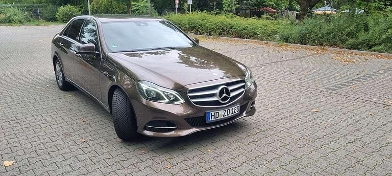 Gebraucht Mercedes E250 Avantgarde 204 PS (150 kW) 2014 Limousine