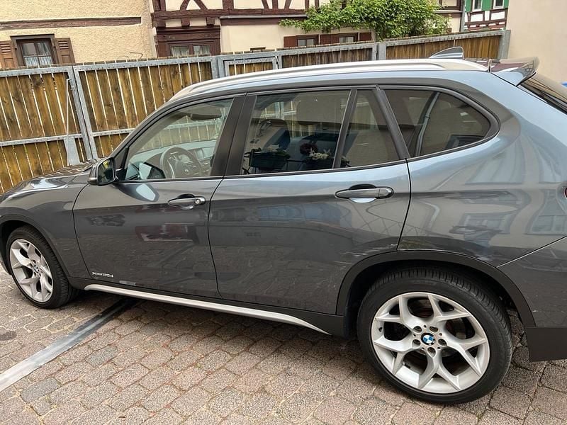 Second-hand BMW X1 xLine 184 CP (135 kW) 2012 Gri SUV