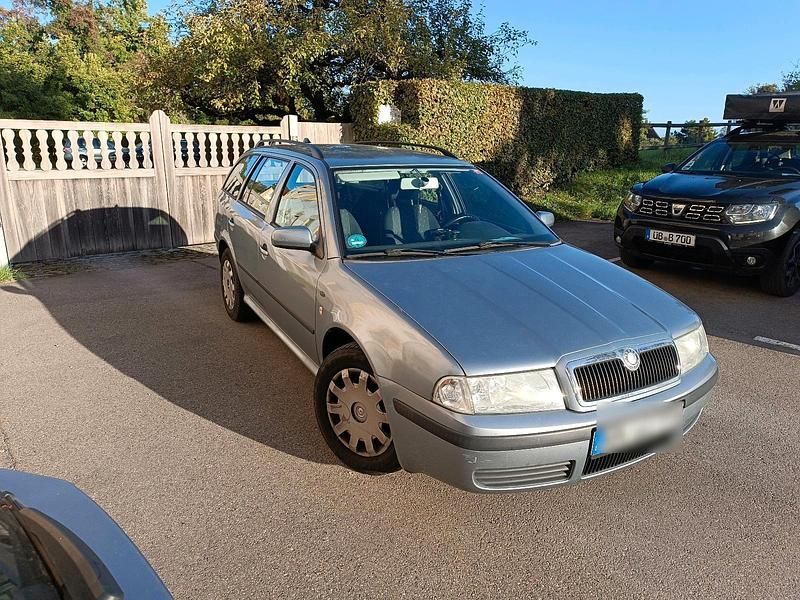 Gebraucht 2003 Skoda Octavia Kombi | 800 € (Guter Preis) - Bild 1/4