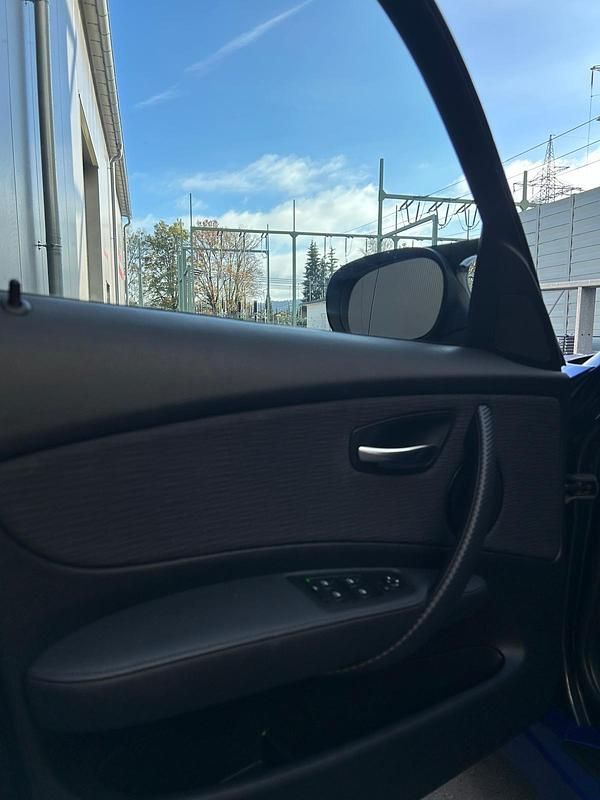 Gebraucht BMW 116 122 PS (89 kW) 2010 Blau Kleinwagen