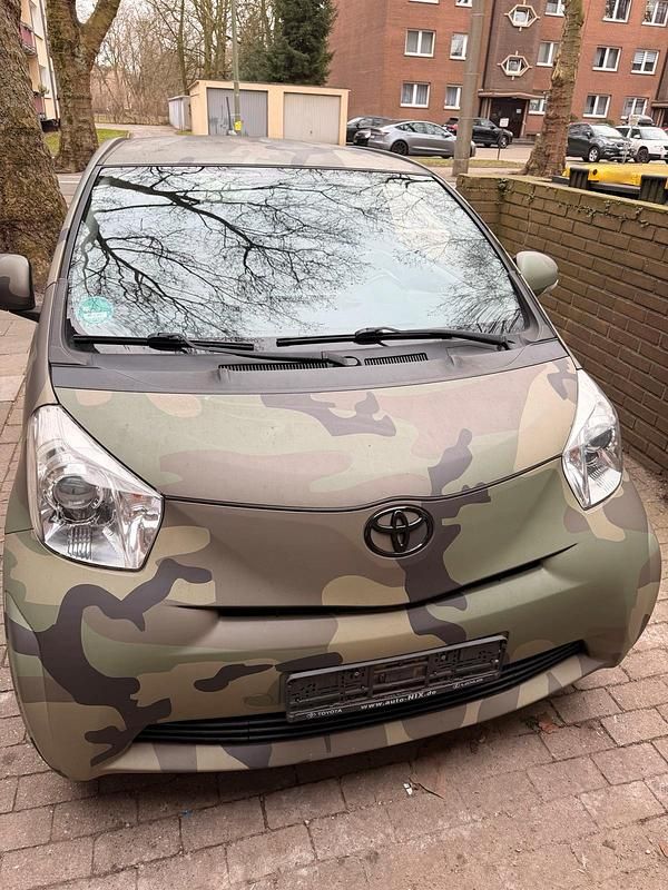 Gebraucht Toyota iQ 68 PS (50 kW) 2013 Andere farben Kleinwagen