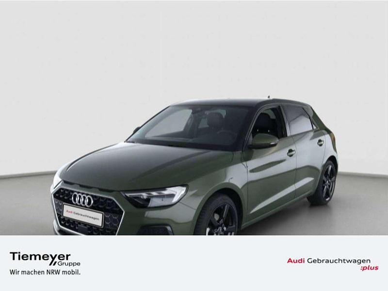 Distriktgrün metallic Gebraucht 2025 Audi A1 S-Line Kleinwagen | 27.490 € (Fairer Preis) - Bild 1/4