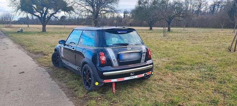 Usado Mini ONE 90 HP (66 kW) 2002 Preto Citadino