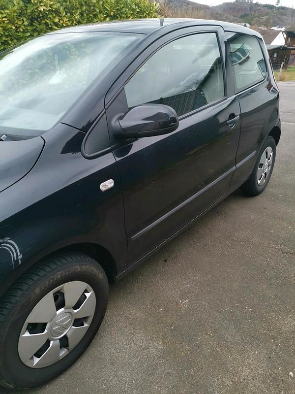 Gebraucht VW Fox 55 PS (40 kW) 2006 Schwarz Kleinwagen