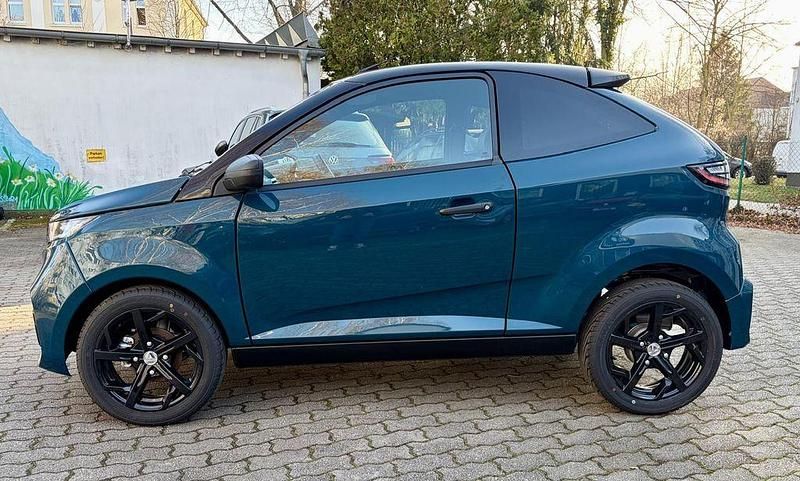 Neu Aixam Coupe Sport 2026 Petrol Coupé