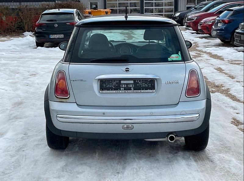 Gebraucht Mini Cooper 115 PS (84 kW) 2003 Silber Kleinwagen