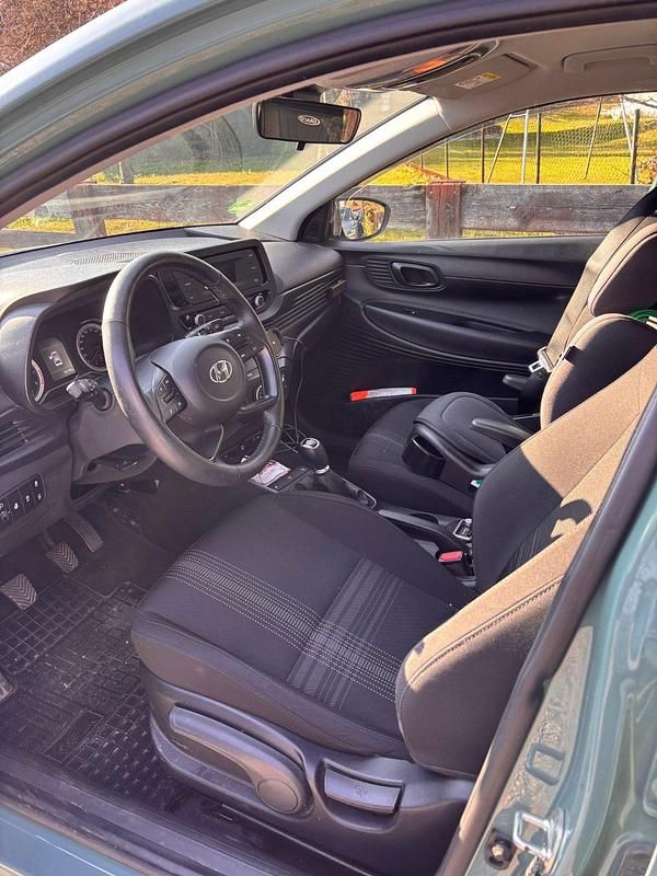 Gebraucht Hyundai i20 84 PS (61 kW) 2022 Grün Kleinwagen