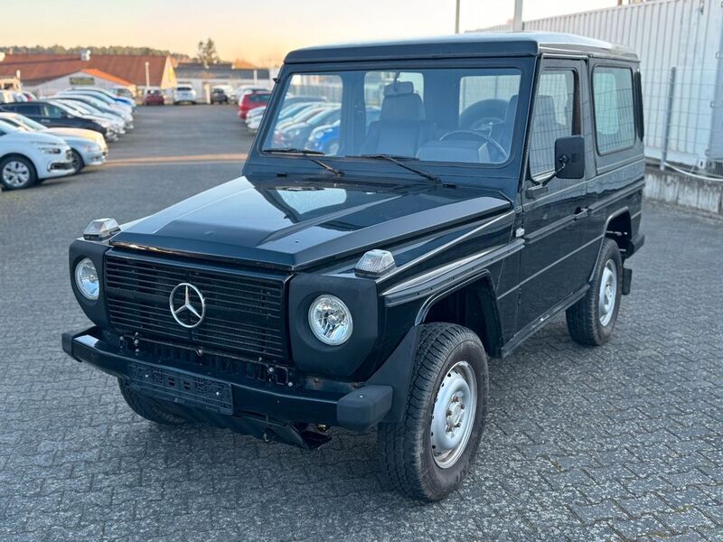 Schwarz Gebraucht 1979 Mercedes G300 SUV | 29.500 € - Bild 1/4