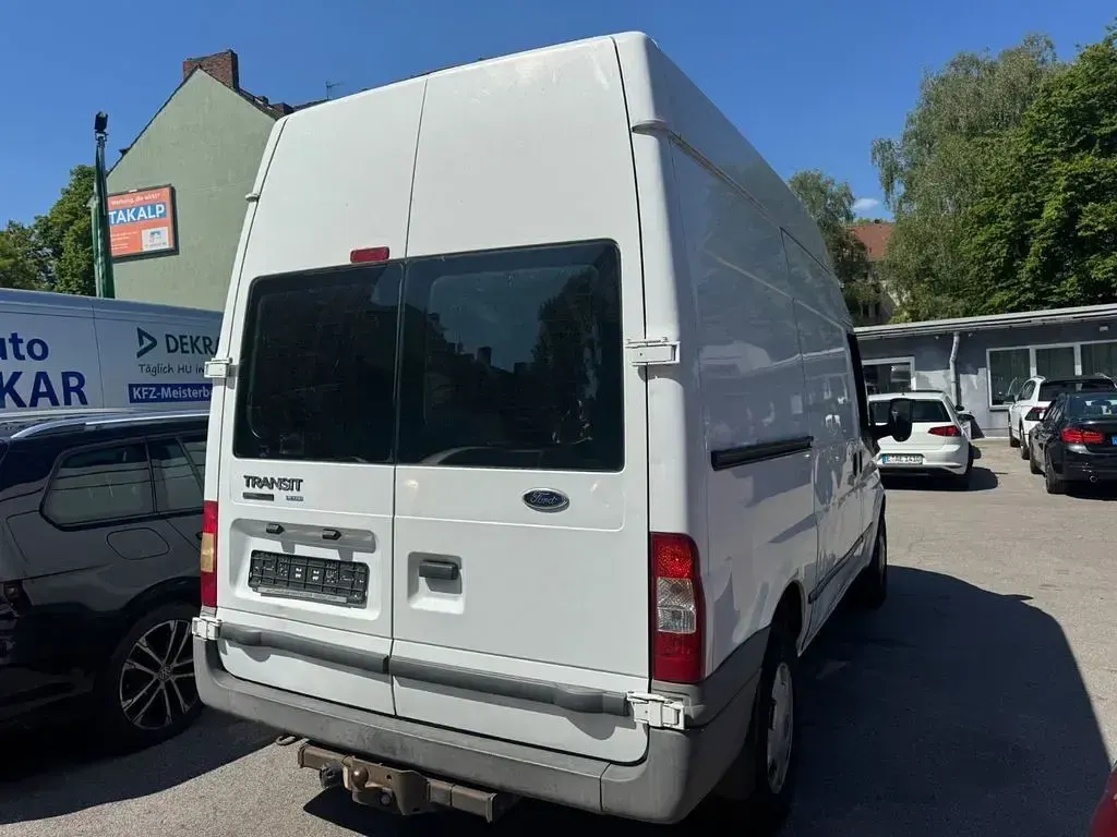 Gebraucht Ford Transit 145 PS (106 kW) 2008 Weiß Pickup