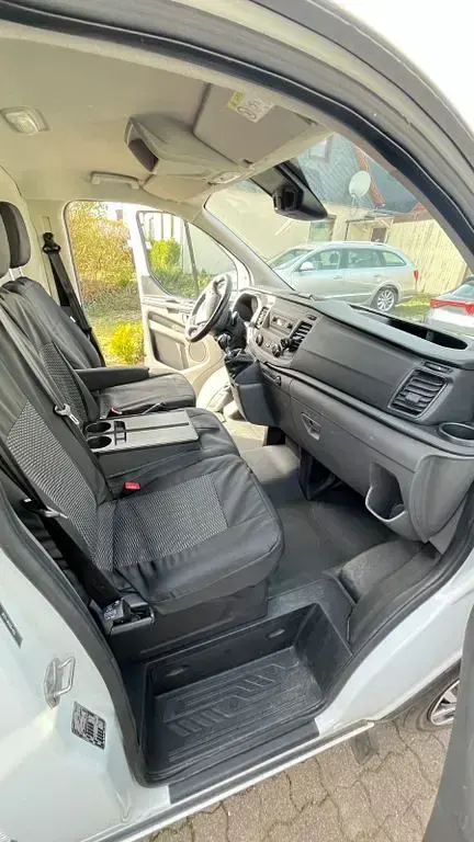 Gebraucht Ford Transit Custom 131 PS (96 kW) 2018 Weiß Van / Kleinbus