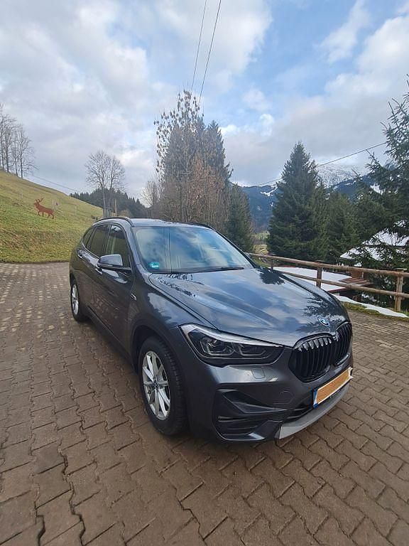 Gebraucht BMW X1 Advantage 221 PS (162 kW) 2022 Grau SUV