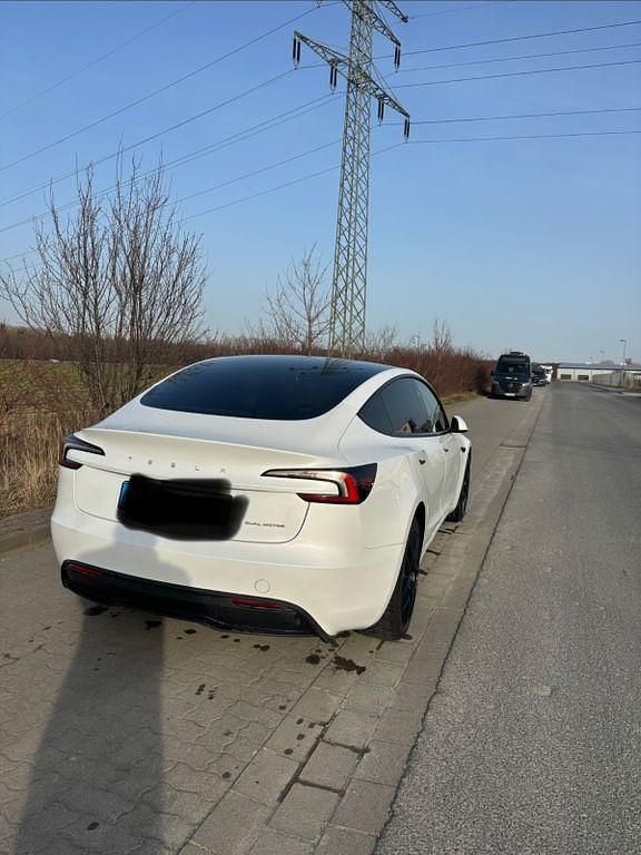 Gebraucht Tesla Model 3 366 kW (498 PS) 2024 Weiß Limousine