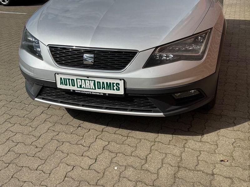 Używany Seat Leon X-Perience 179 KM (131 kW) 2015 Srebrny Kombi
