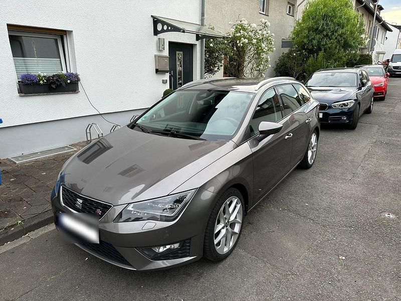 Gebraucht Seat Leon ST FR 179 PS (131 kW) 2016 Grau Kombi