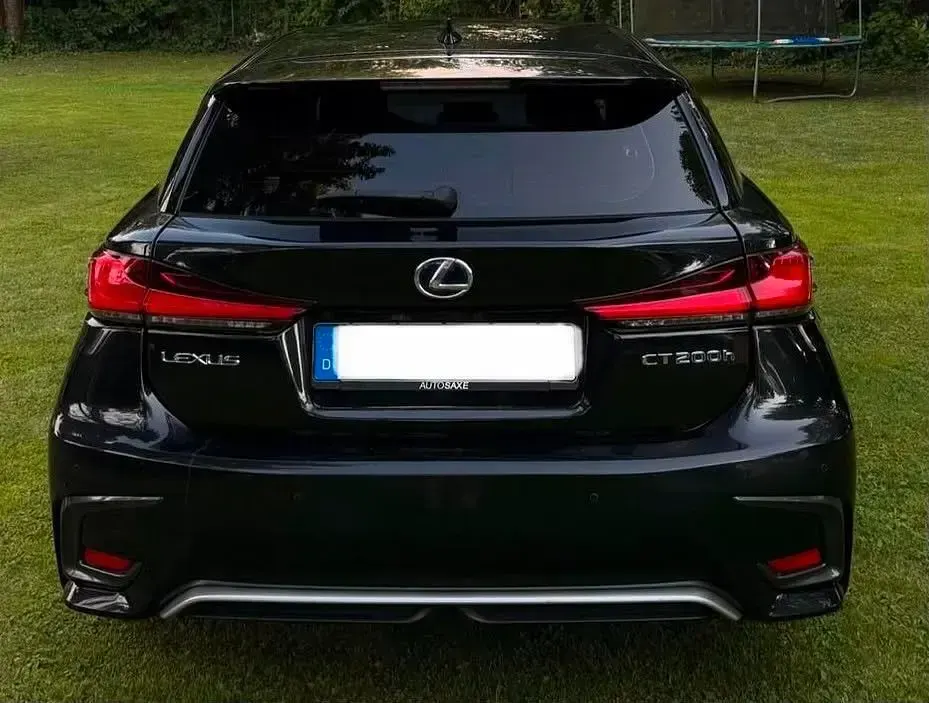 Gebraucht Lexus CT200h 136 PS (100 kW) 2018 Schwarz Limousine