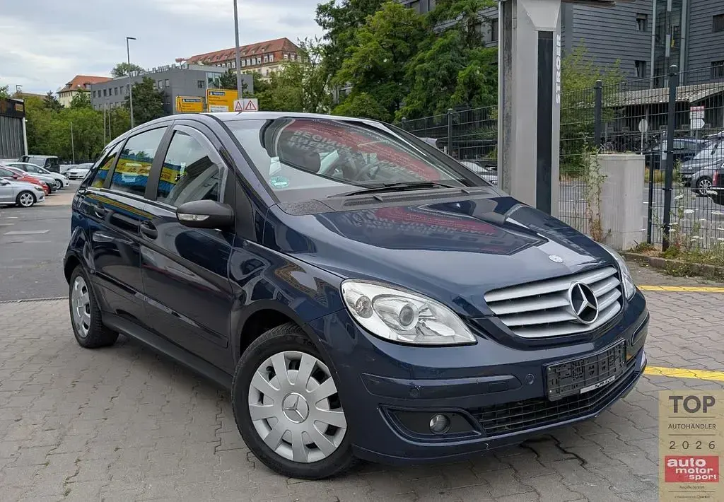 Gebraucht Mercedes B200 136 PS (100 kW) 2006 Blau Van / Kleinbus