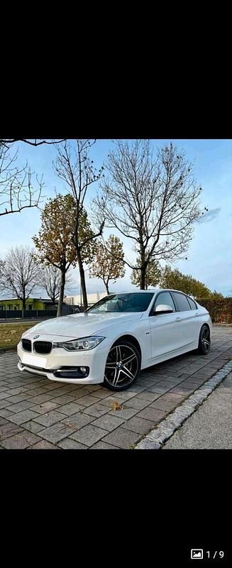 Gebraucht BMW 318 Sport Line 150 PS (110 kW) 2012 Weiß Limousine