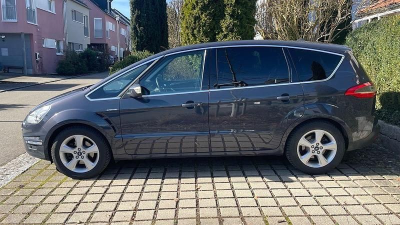 Gebraucht Ford S-MAX S 160 PS (117 kW) 2012 Grau Van / Kleinbus