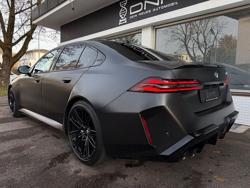 Gebraucht BMW M5 Performance 727 PS (534 kW) 2025 Grau Limousine