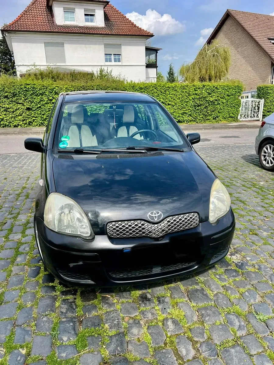 Gebraucht Toyota Yaris 105 PS (77 kW) 2004 Schwarz Kombi