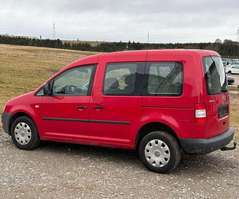 Gebraucht VW Caddy Life 105 PS (77 kW) 2010 Rot Van / Kleinbus