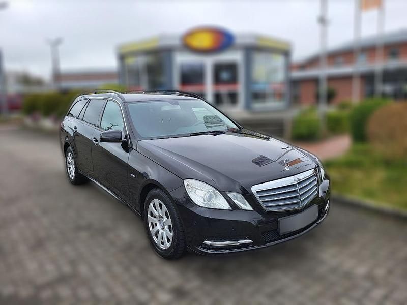 Gebraucht Mercedes E50 AMG 170 PS (125 kW) 2011 Schwarz metallic Limousine