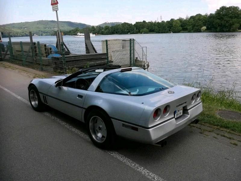 Silber Gebraucht 1987 Corvette C4 Coupé | 22.500 € - Bild 1/4
