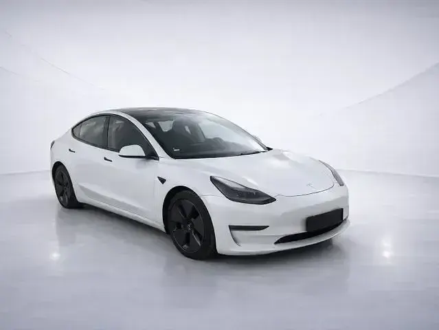 Gebraucht Tesla Model 3 366 kW (498 PS) 2022 Weiss Limousine