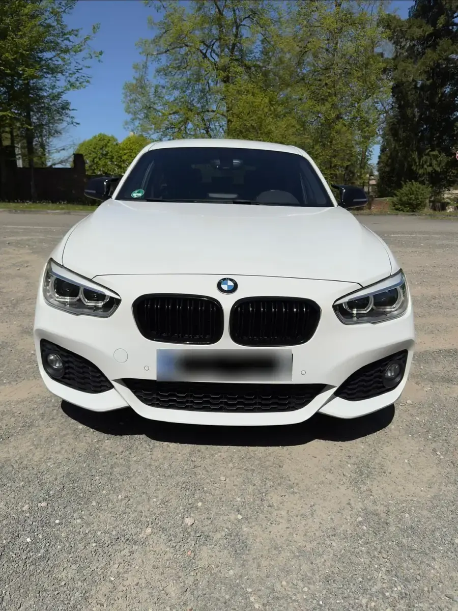 Gebraucht BMW 118 M Sport 136 PS (100 kW) 2015 Weiß Kleinwagen
